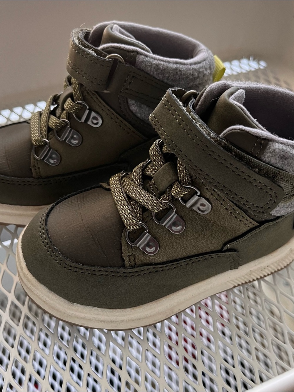 Cat & Jack Toddler Felix Sneaker Boots Size 6